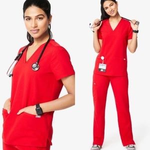 Small Pop Red Casma and Kade (tall) Figs Scrub Set